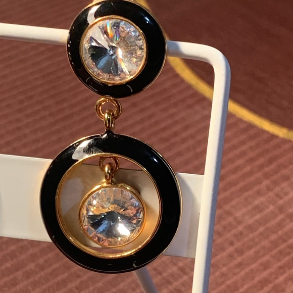 Bijoux New York Design Runway Clip Earrings - Picture 3 of 11